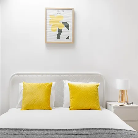 Altido Charming Near Necessidades Palace Apartment *